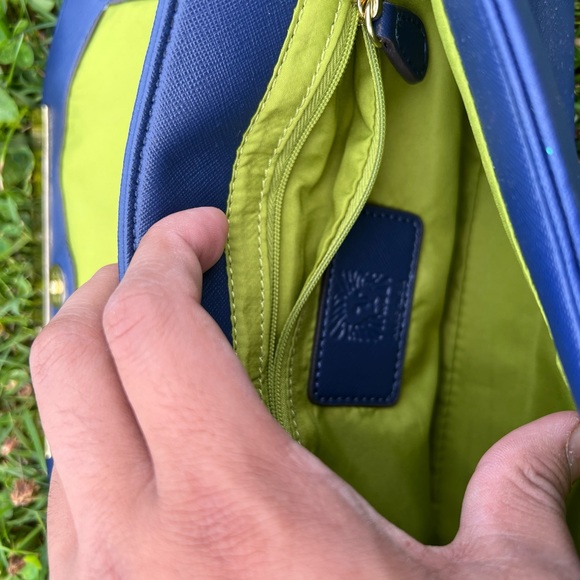 Small bag by Anne Klein - Picture 3 of 4